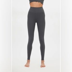 Girlfriend Collective 7/8 Moon Compressive High-Rise Legging